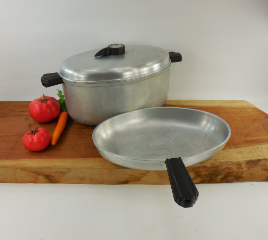 Health Craft - 1940-50s Heavy Cast Aluminum Oval Roaster Pot/Lid & Omelet Skillet - Temp Dial Knob
