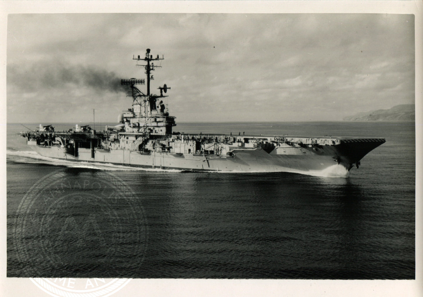 Official Navy Photo of WWII era USS Bennington (CV-20) Aircraft Carrier