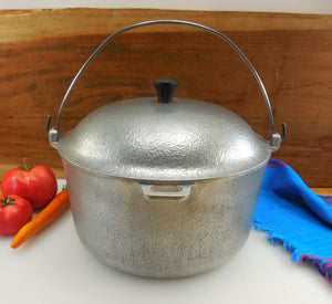 SOLD... Club Aluminum Hammercraft - Hammered Cast Aluminum Dutch Oven 6 Qt Stock Pot