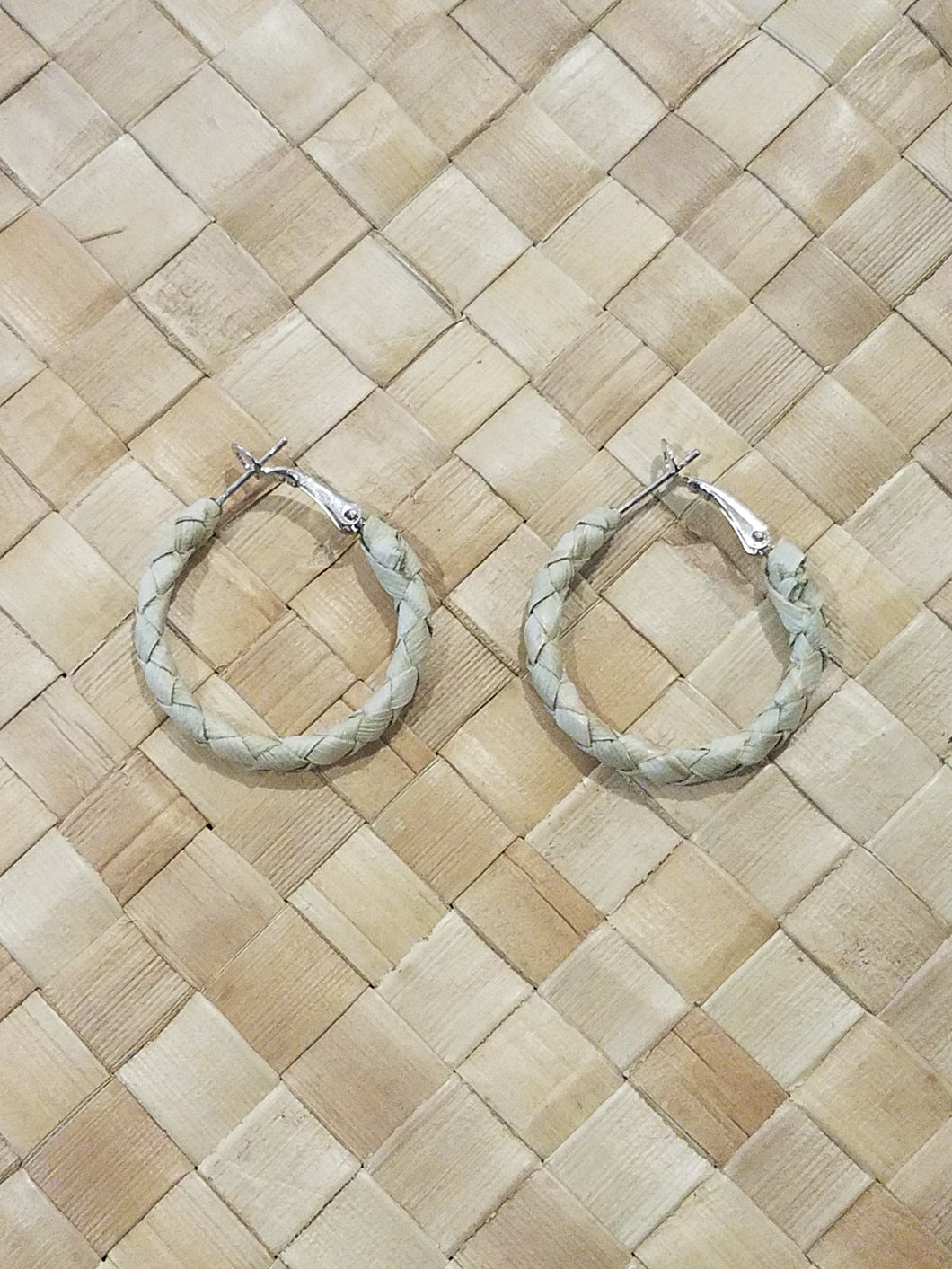 Handcrafted Weave Light Lauhala Hoop Earrings
