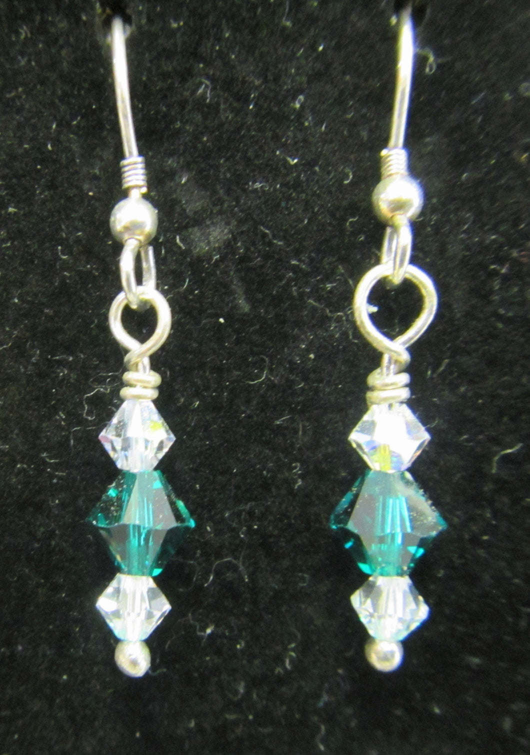 Handcrafted green crystal 925 sterling silver earrings