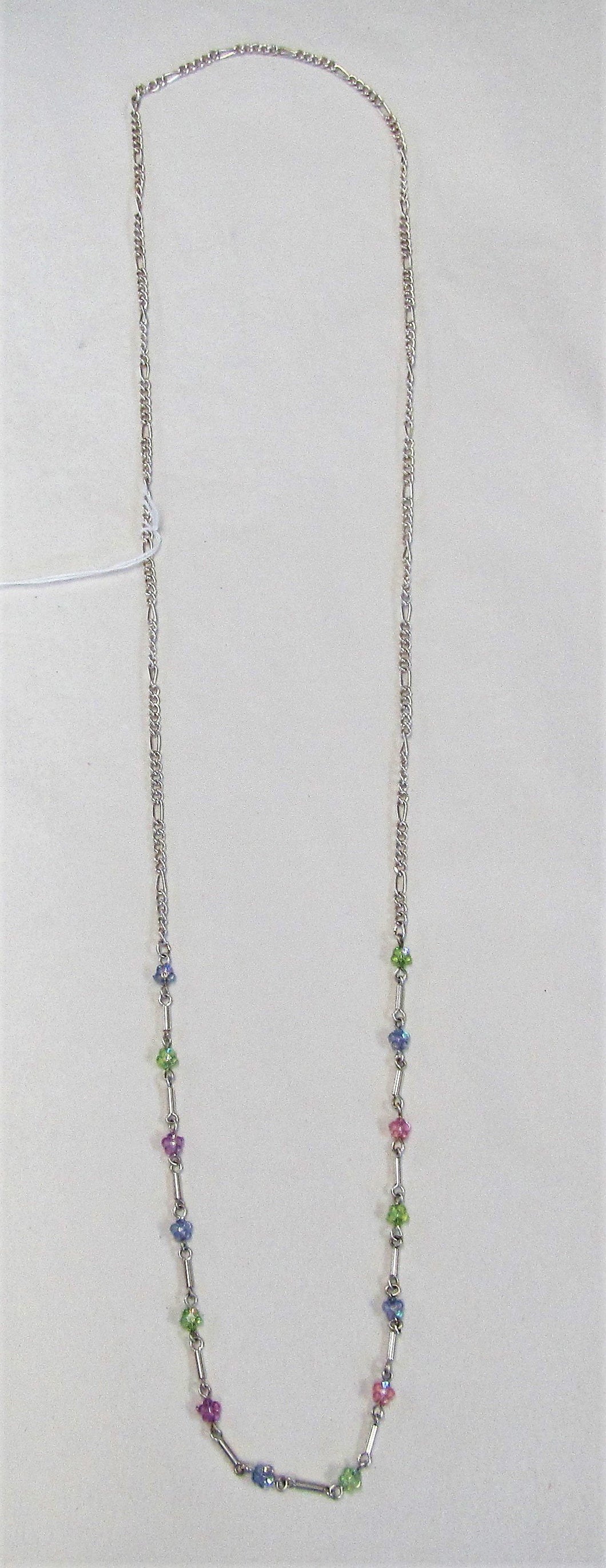 Handcrafted chain with flower beads necklace