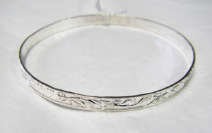 Handcrafted 925 sterling silver patterned child's bangle