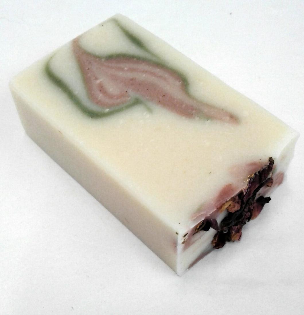 Handcrafted Vintage Rose soap (no palm oil)
