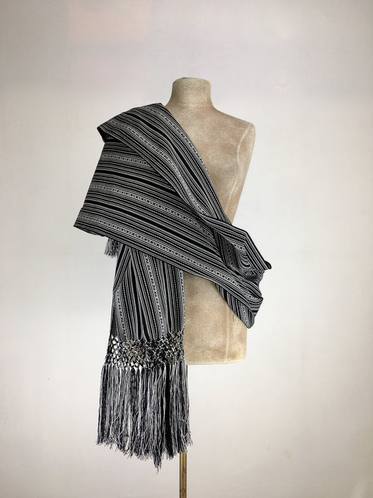 MANTA INCA handcrafted rebozo black and white