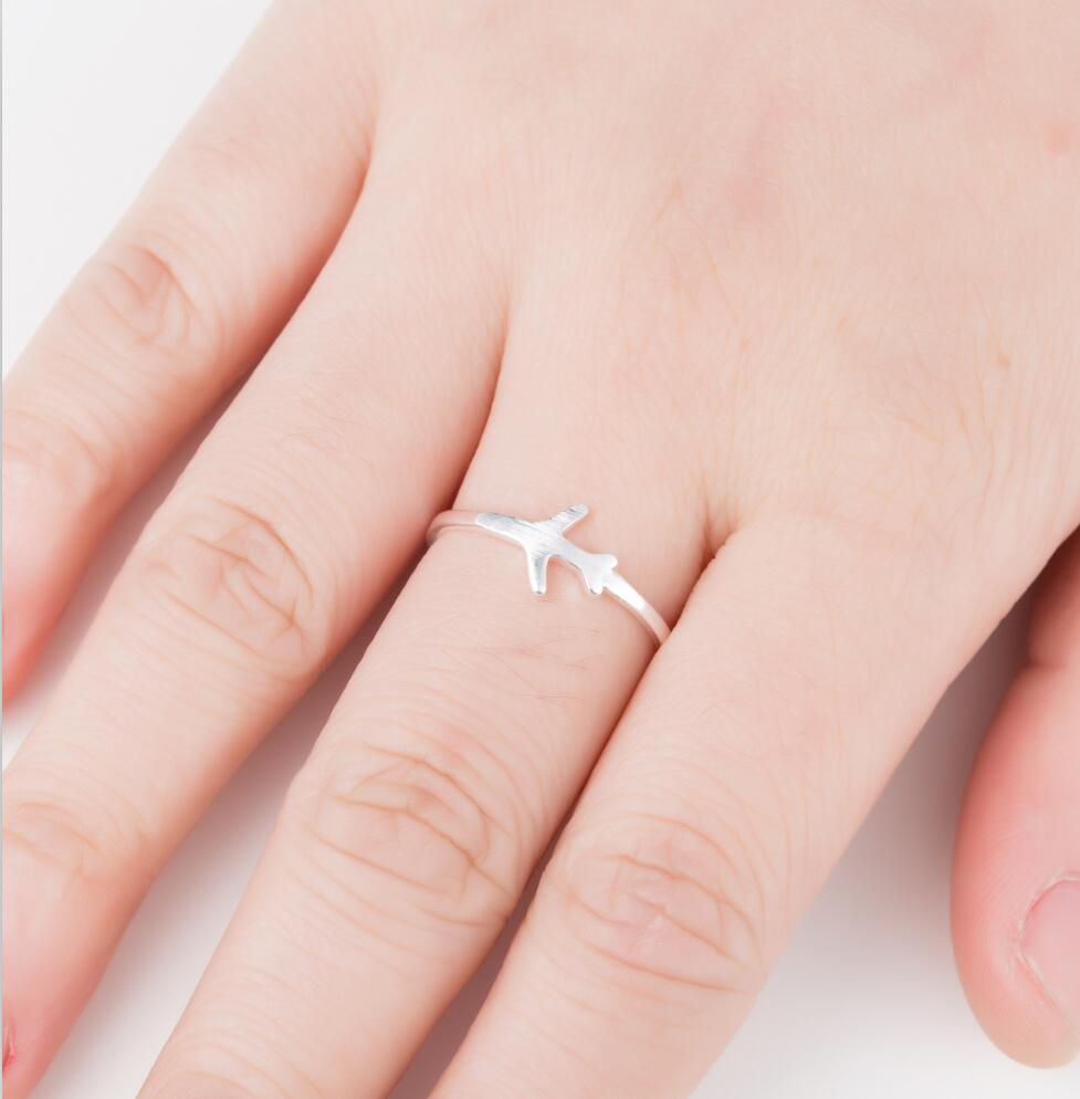 yiustar New Arrival Metal Model Aircraft Airplane Charm Pendant  Ring  Creative Best Friend Gift Accessories